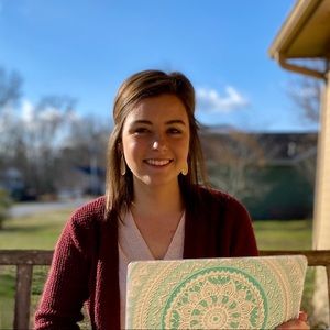 Meet your Posher, Laney